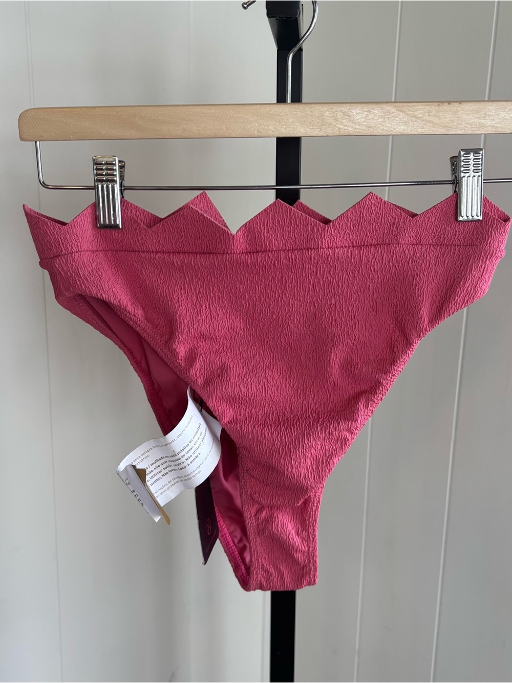 VIX Paula Hermanny Solid Iman Hot Pants Bikini Bottom Pink Womens M NWT